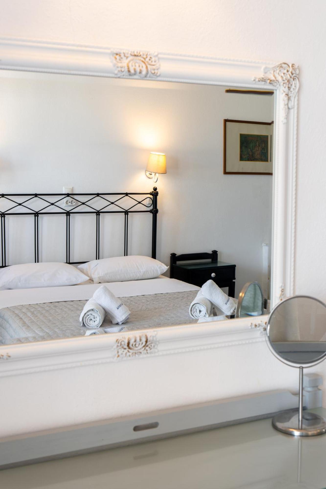 Naoussa Hotel Paros By Booking Kottas Room photo